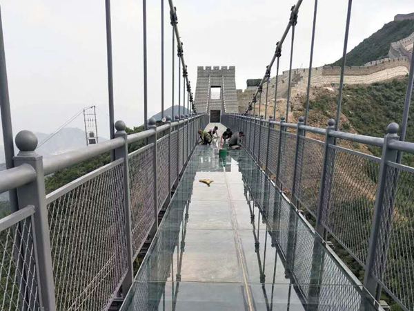 玻璃吊橋 玻璃吊橋