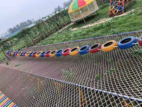 叢林穿越游樂項(xiàng)目 叢林穿越游樂項(xiàng)目