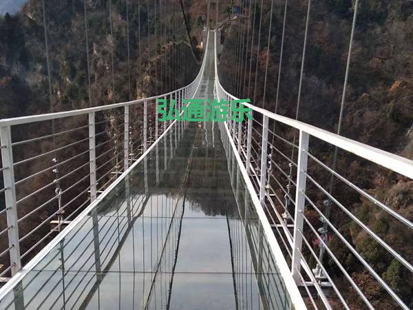 玻璃吊橋 玻璃吊橋