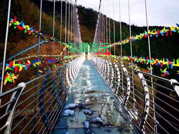 玻璃吊橋 玻璃吊橋